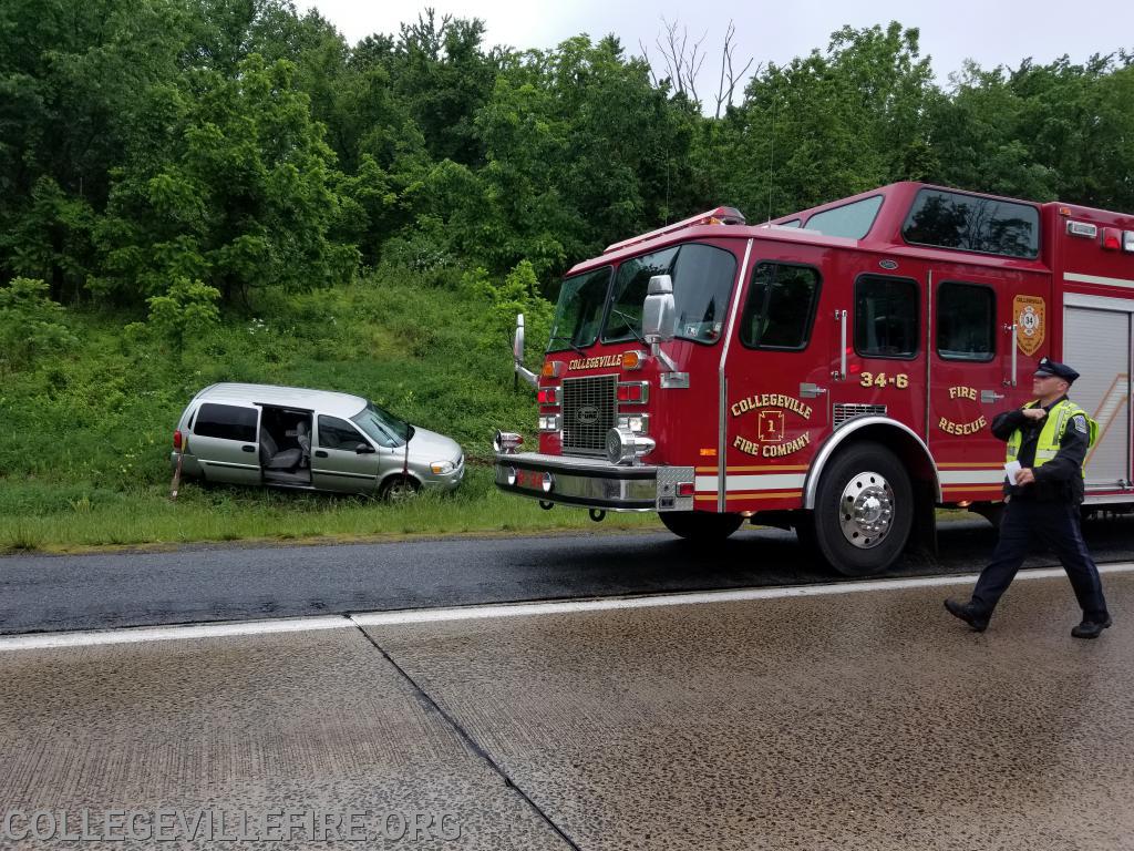 MVA w/ rescue EB 422 between Rt 29 and Egypt Road.